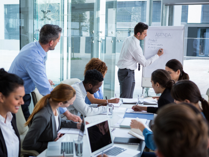 COMPANY TRAIINGS DDLEGAL